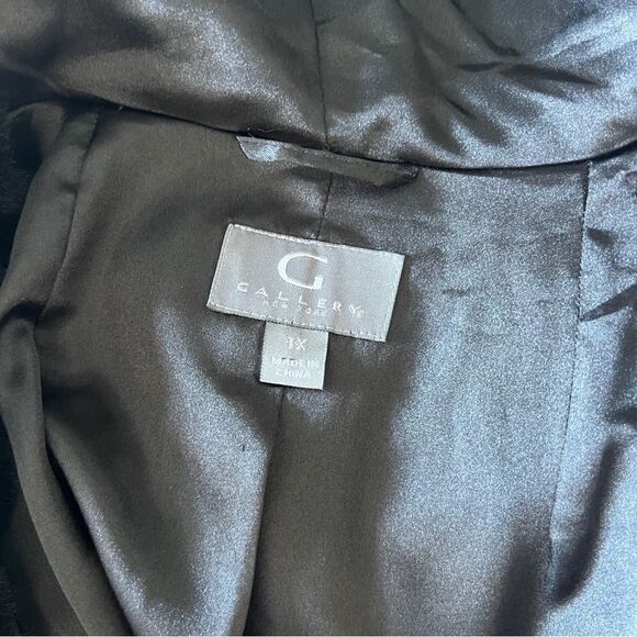 GALLERY Hooded Faux Fur Coat Black Size 1X - Picture 9 of 11